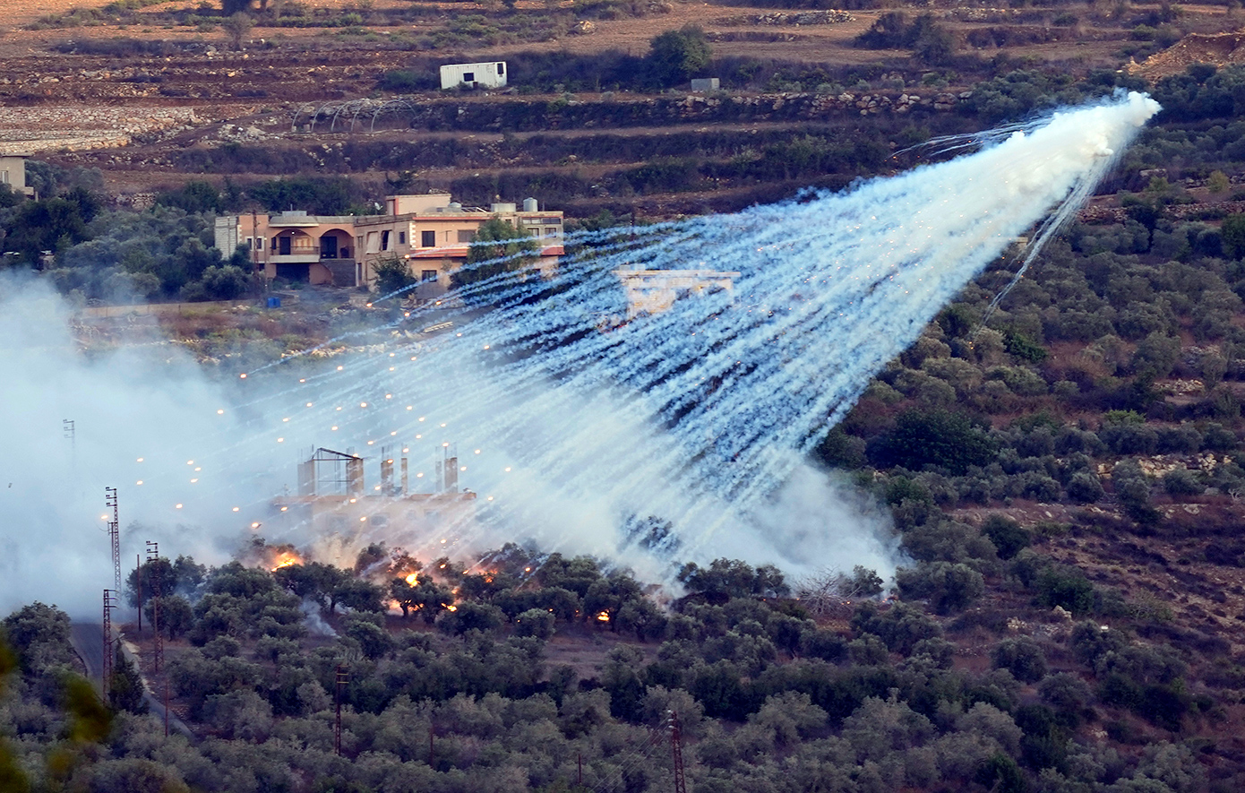 Η χρήση βομβών φωσφόρου από το Ισραήλ καταγγέλλεται από τον Λίβανο