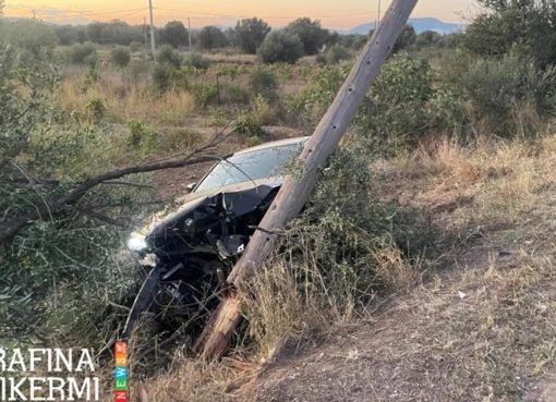 Σοβαρό τροχαίο για τον πρώην δήμαρχο Μαραθώνα Ηλία Ψινάκη χωρίς τραυματισμούς