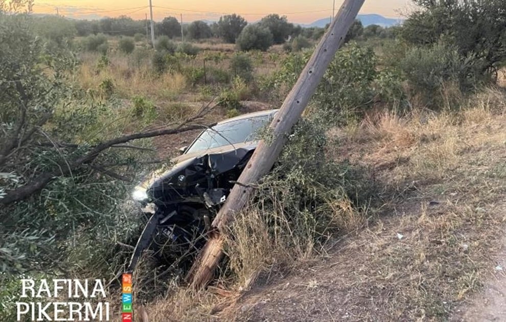 Σοβαρό τροχαίο για τον πρώην δήμαρχο Μαραθώνα Ηλία Ψινάκη χωρίς τραυματισμούς