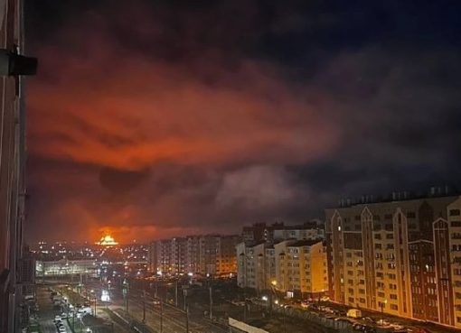 Φωτιά σε πετρελαϊκές εγκαταστάσεις στην Κριμαία χωρίς θύματα